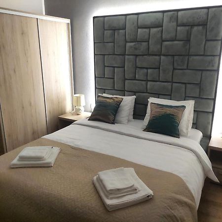 Sea La Vie Holiday House Hotel Бибине Екстериор снимка