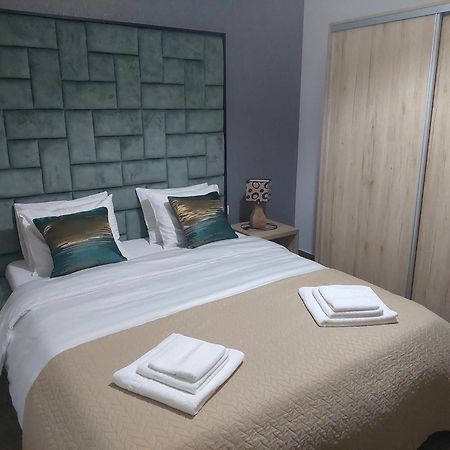 Sea La Vie Holiday House Hotel Бибине Екстериор снимка