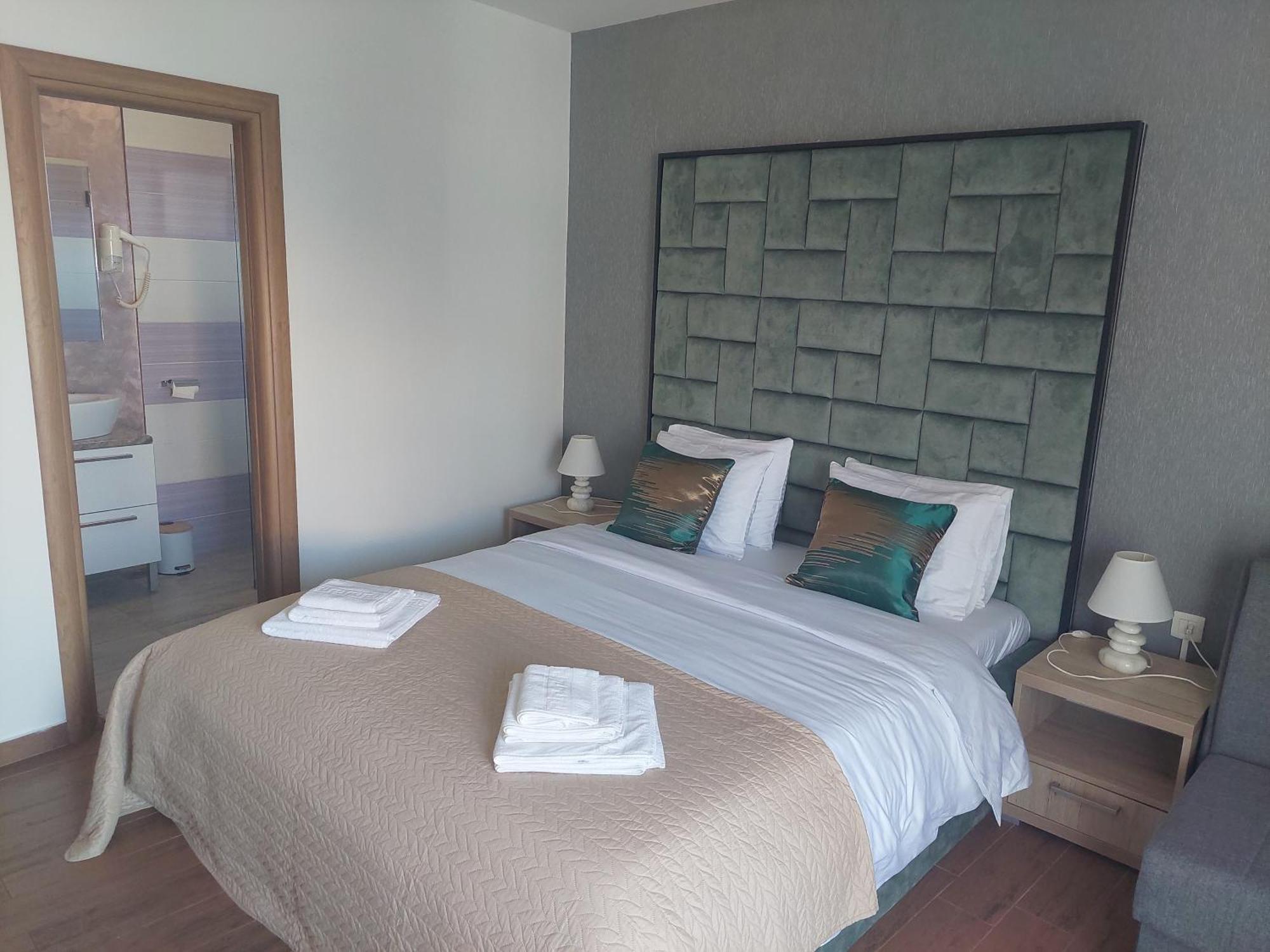 Sea La Vie Holiday House Hotel Бибине Екстериор снимка